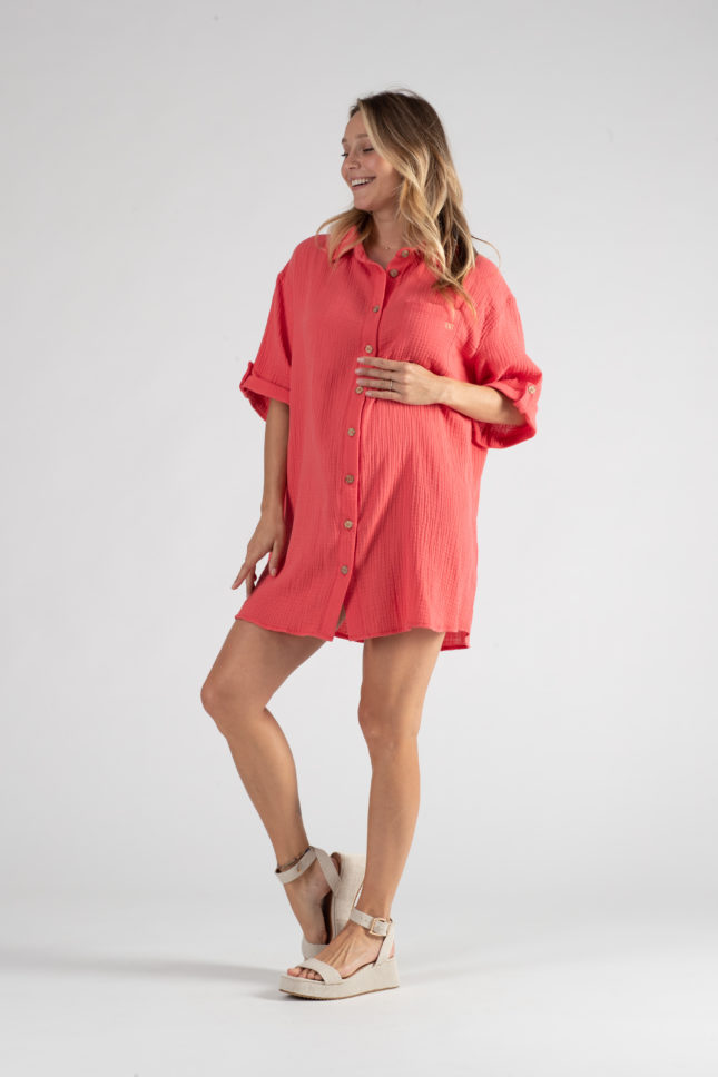 Robe chemise de grossesse et d’allaitement Bertille corail en coton bio – Image 4