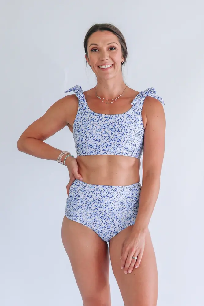 haut de maillot de bain d’allaitement à épaules nouées